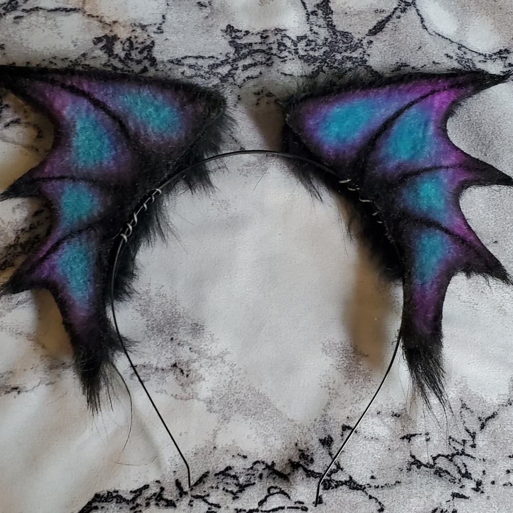 Cat bat ears
